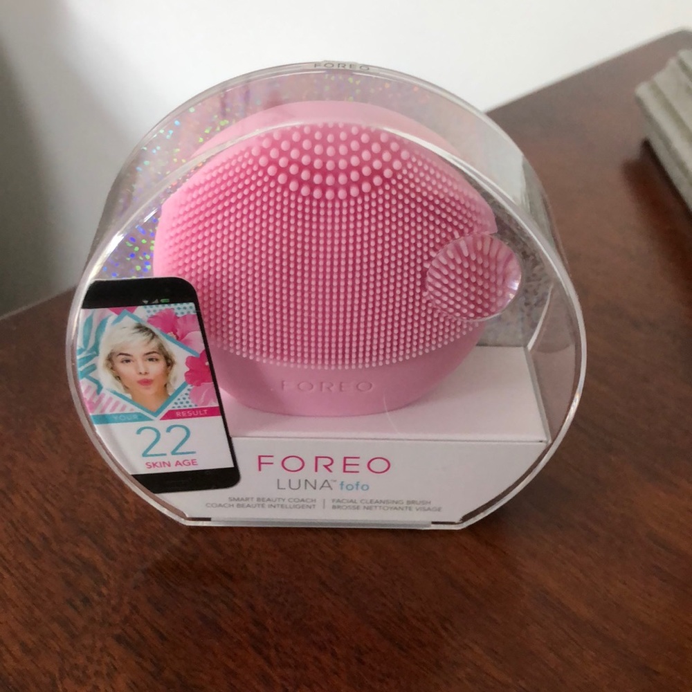 Foreo Facial Luna fofo Cleansing Brush